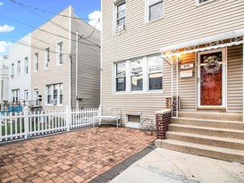 Home for Sale Throggs Neck, Bronx