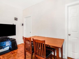 Home for Sale Throggs Neck, Bronx