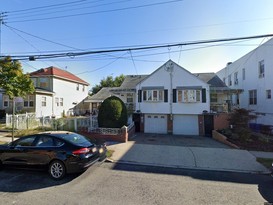 Home for Pre-foreclosure Laconia, Bronx