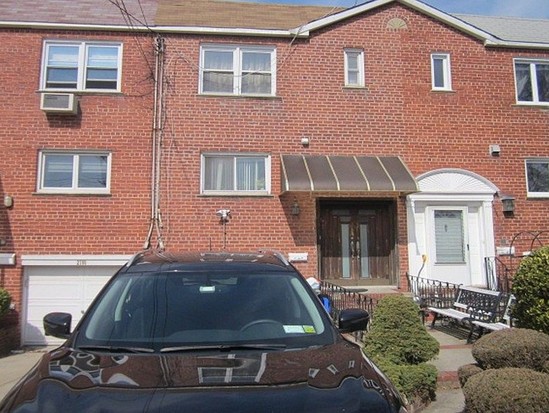 Single-family for Pre-foreclosure / auction Mill Basin, Brooklyn