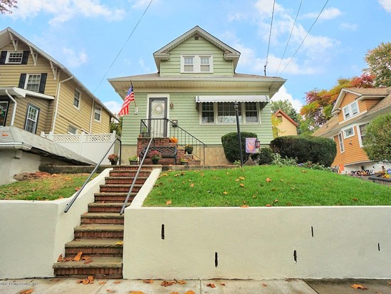 Single-family for Sale Westerleigh, Staten Island