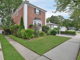 Home for Sale Bayside, Queens