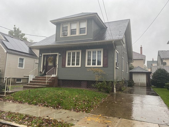 Single-family for Sale Westerleigh, Staten Island