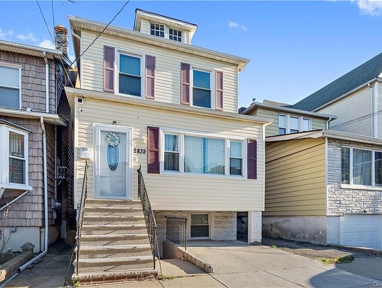 Single-family for Sale Schuyerville, Bronx