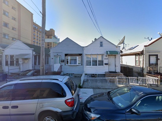 Land for Pre-foreclosure / auction Brighton Beach, Brooklyn