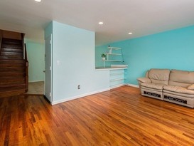 Home for Sale Throggs Neck, Bronx