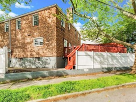 Home for Sale Throggs Neck, Bronx