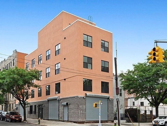 Multi-family for Sale Concourse, Bronx