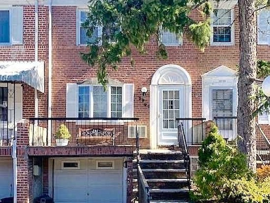 Single-family for Sale Flushing, Queens