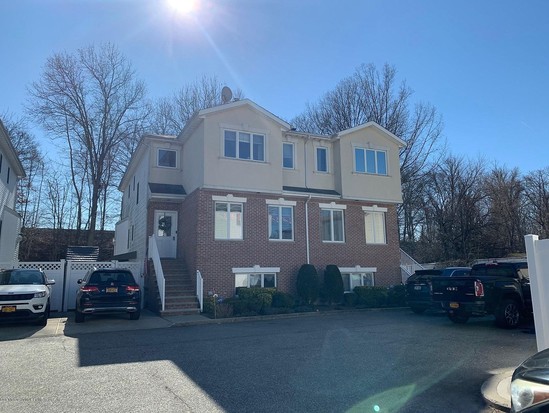 Single-family for Sale Eltingville, Staten Island