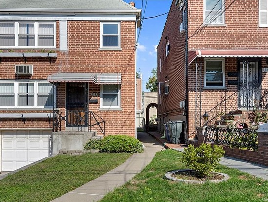 Multi-family for Sale Throggs Neck, Bronx