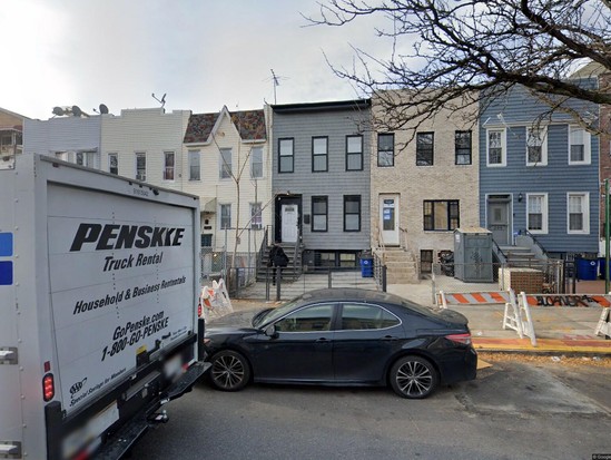 Single-family for Pre-foreclosure / auction Bushwick, Brooklyn