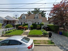 Home for Pre-foreclosure Laconia, Bronx