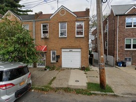 Home for Pre-foreclosure / auction Baychester, Bronx