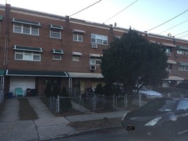 Home for Pre-foreclosure / auction Baychester, Bronx