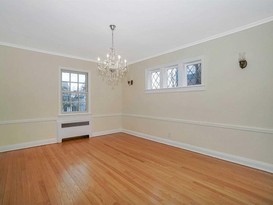 Home for Sale Douglaston, Queens