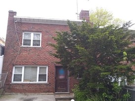 Home for Pre-foreclosure / auction Laconia, Bronx