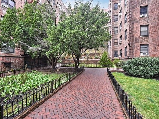 Condo for Sale Riverdale, Bronx