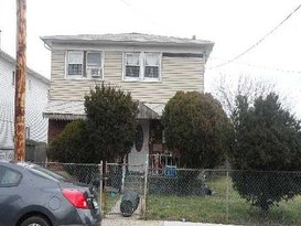 Home for Pre-foreclosure Far Rockaway, Queens