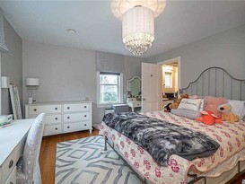 Home for Sale Douglaston, Queens