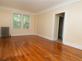 Home for Sale Bronxwood, Bronx