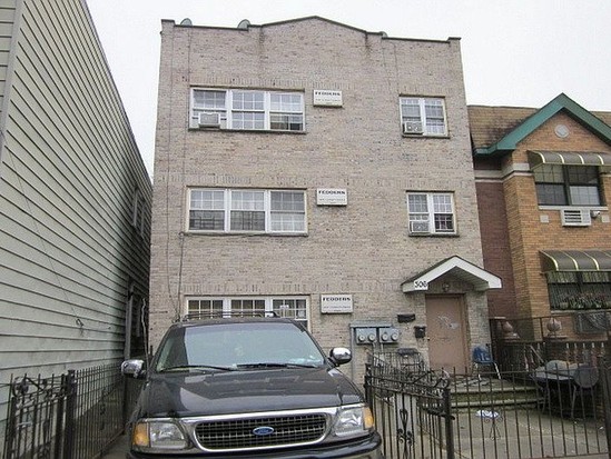 Multi-family for Pre-foreclosure / auction Bedford Stuyvesant, Brooklyn