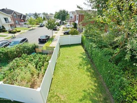 Home for Sale Oakwood, Staten Island