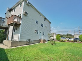 Home for Sale Oakwood, Staten Island