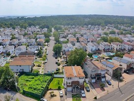 Home for Sale Oakwood, Staten Island