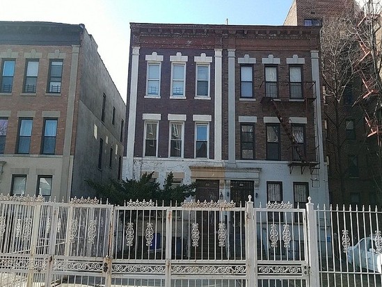 Single-family for Pre-foreclosure / auction Flatbush, Brooklyn