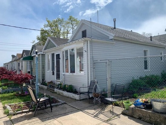 Single-family for Sale Sheepshead Bay, Brooklyn