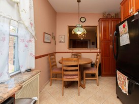 Home for Sale Throggs Neck, Bronx