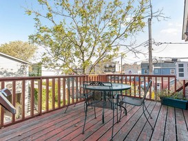 Home for Sale Throggs Neck, Bronx