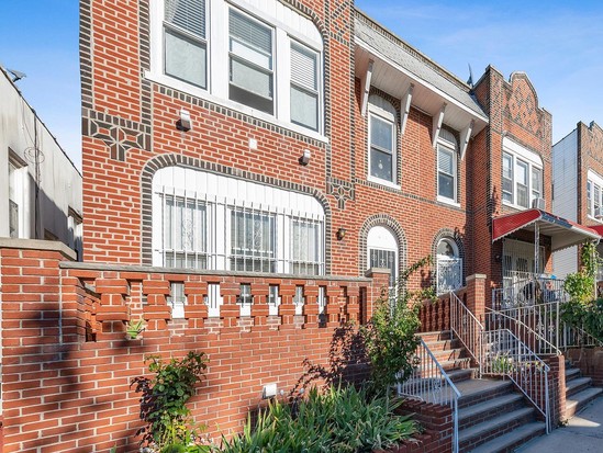 Multi-family for Sale Jackson Heights, Queens