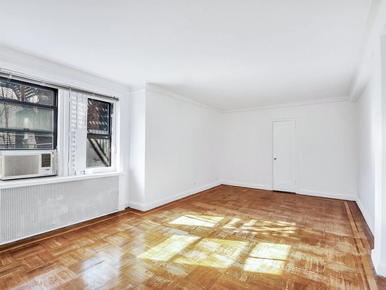 Condo for Sale Woodside, Queens