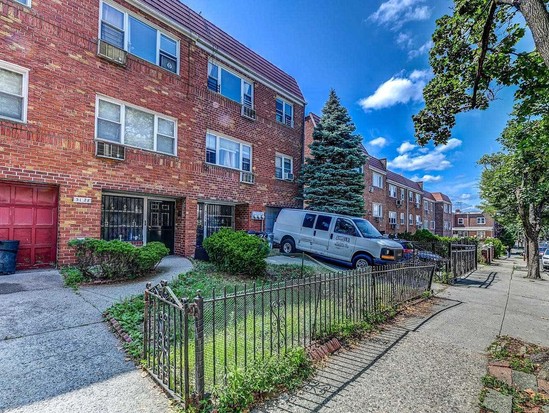 Multi-family for Sale Jackson Heights, Queens