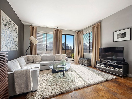 Condo for Sale Hells Kitchen, Manhattan