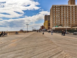 Home for Sale Brighton Beach, Brooklyn