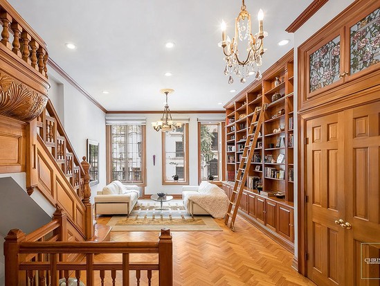 Townhouse for Sale Upper West Side, Manhattan