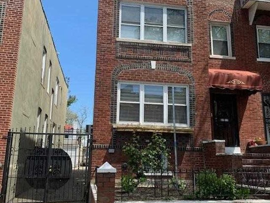 Multi-family for Sale Jackson Heights, Queens