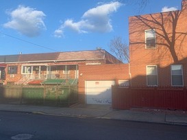 Home for Pre-foreclosure / auction East Elmhurst, Queens