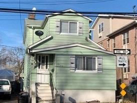 Home for Sale Throggs Neck, Bronx