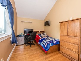 Home for Sale Throggs Neck, Bronx