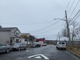 Home for Pre-foreclosure / auction Far Rockaway, Queens