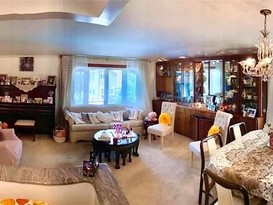 Home for Sale Throggs Neck, Bronx