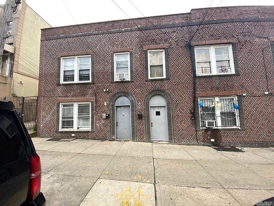 Single-family for Sale North Corona, Queens