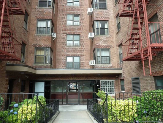 Condo for Sale East Elmhurst, Queens