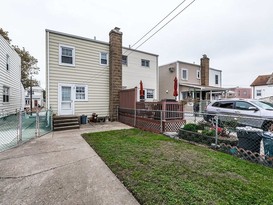 Home for Sale Auburndale, Queens