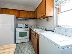 Home for Sale Auburndale, Queens