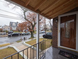 Home for Sale Throggs Neck, Bronx